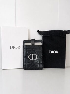 ✨ Dior Phone Mirror Card Holder Stick-On Phone Case Accessory-NIB